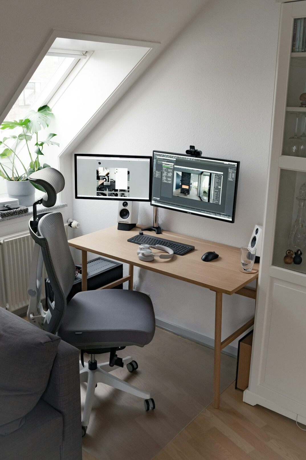 ergonomic office setup